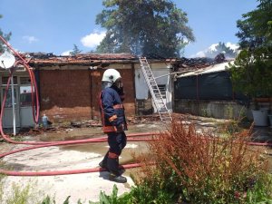 Başkent’te restoranda yangın