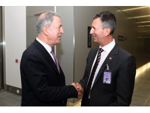 Bakan Akar, Avusturya Savunma Bakanı Starlinger ile görüştü