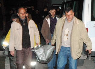 Yaşlı adam, evinin tuvaletinde ölü bulundu