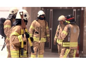 Yanan evde mahsur kalan 2’si bebek 4 kişi kurtarıldı