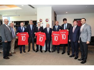 Mustafa Cengiz’den TFF Başkanı Nihat Özdemir’e ziyaret