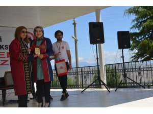 Suşehri Timur Karabal MYO'da mezuniyet töreni