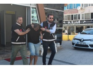 Yabancı uyruklu kadınlara silah zoruyla fuhuş yaptıran şahıs gözaltına alındı