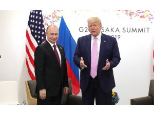 Putin ve Trump bir araya geldi
