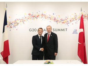 Erdoğan, Fransız mevkidaşı ile bir araya geldi