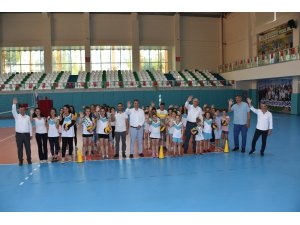 Yaz spor okulları kapısını açtı