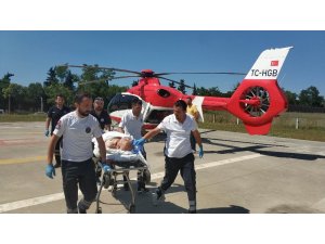 Camide kalp krizi geçiren yaşlı adamın yardımına ambulans helikopter yetişti