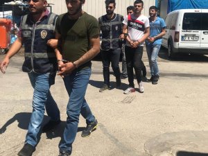 Göçmen sağlığı merkezlerinden hırsızlık yapan 3 şüpheli adliyede