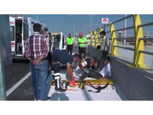 Konya'da motosiklet Tır’a çarptı: 2 yaralı