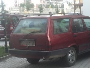 Aşık genç, babası ile tartışıp otomobilden atladı