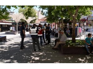 Balıkesir’de "Narkotik Suçlar ve Göçmen Kaçakçılığı" uygulaması yapıldı