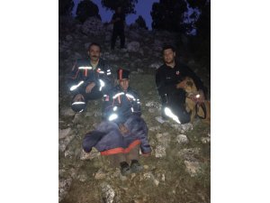 AFAD, kayıp yaşlı adamı dağlık arazide buldu