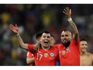 Beşiktaş’ta gözler Medel’de