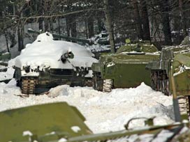 200 tank ormanda terk edilmiş bulundu