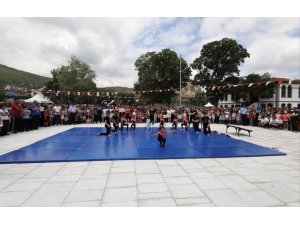 Afyonkarahisar’da yaz spor okulları açıldı