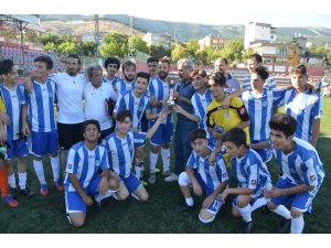 Amatör maçta gol yağmuru