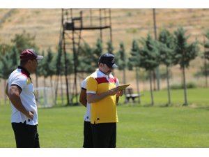 Evkur Yeni Malatyaspor Bolu’da toplandı