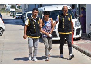 Babasını bıçaklayarak öldüren şahıs yakalandı