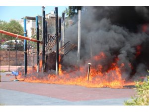 Çocuk parkında korku dolu anlar