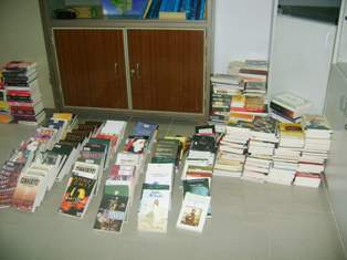 Akşehir'de korsan kitap operasyonu