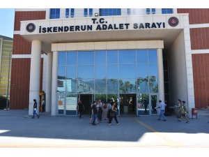 Kocasını öldürdüğü öne sürülen kadınının yargılandığı dava