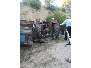 Kullandığı traktörün altında kalarak can verdi