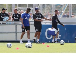 Ozan Kabak, Schalke 04 ile ilk idmanına çıktı