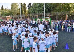 Salihli’de futbol yaz kursuna büyük ilgi