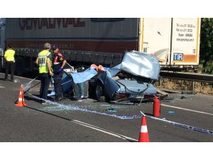 Genç çift ve bebekleri kazada can verdi