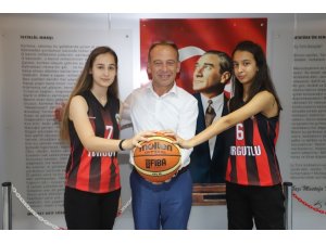 Turgutlu Belediyespor’un milli yıldızları kampta göz doldurdu