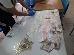 Dilenciden çıkan para şoke etti