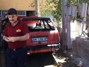 Kaynak yapılan otomobil alev aldı