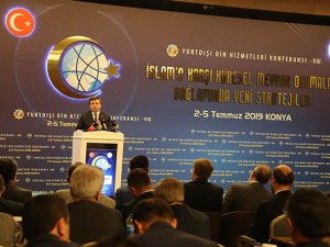 "Yurt dışında din hizmetleri zorlu süreçlerden geçilerek yapılıyor"