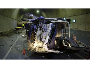 Tünel’de ters yöne giren kamyon ortalığı savaş alanına çevirdi: 5 yaralı