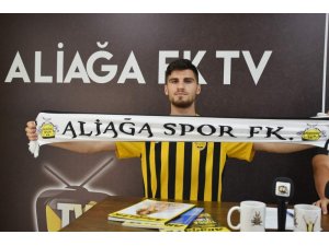 Aliağaspor FK, genç yetenek Erkan Gövercin’i renklerine bağladı