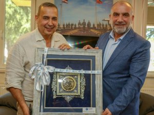 Uyanık’a ‘hayırlı olsun’ ziyaretleri