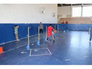 Salon sıkıntısı yaşayan Malatya Spor Lisesi yetenek sınavıyla öğrencilerini belirliyor