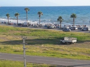 Denize giren 2 kardeş boğularak hayatını kaybetti