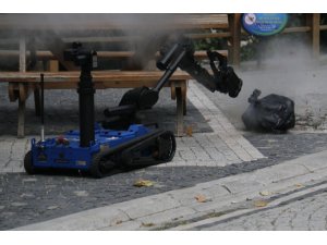 Bomba İmha Uzmanları kendi hayatlarını hiçe sayıp milyonların hayatını kurtarıyor