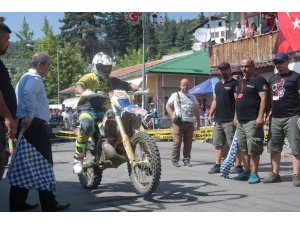 Adrenalin tutkunları Çamlıyayla’da buluşuyor
