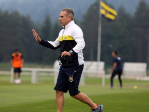 Fenerbahçe, Topuk Yaylası'ndaki ilk antrenmanını yaptı