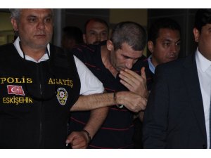 Sarar çiftini gasp eden zanlılar Eskişehir’de