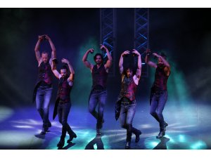 "Los Vivancos" Bursa'da sahne aldı