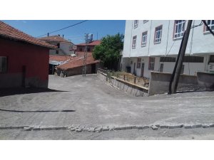 Kızılcahamam'da kaldırım çalışmaları