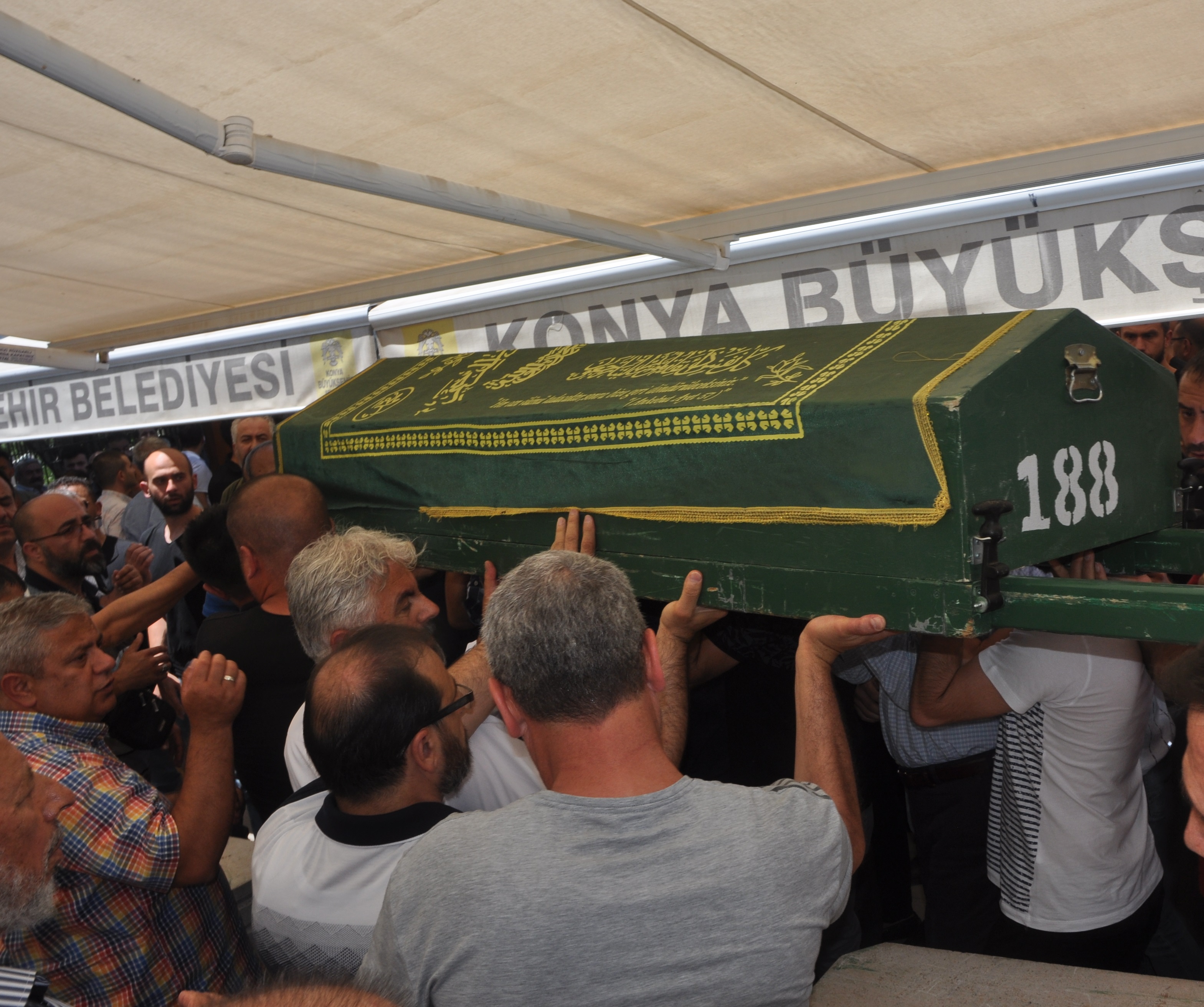 Fahrettin Pekinceler toprağa verildi