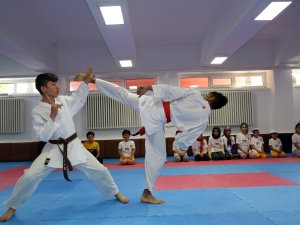 Konya'da 28 ilçede yaz spor okulları eğitimlere başladı