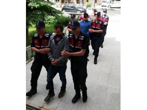 Isparta’da terör örgütü şüphelisi 17 kişi yakalandı