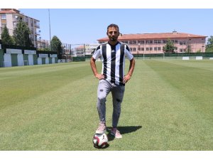 Manisa BBSK tecrübeli futbolcuyu renklerine bağladı