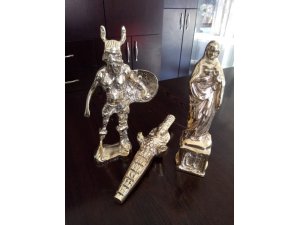 İmitasyon objelere tarihi eser süsü veren dolandırıcılar jandarmaya takıldı