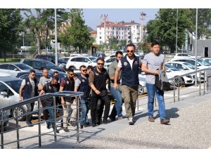 Bolu’da, FETÖ şüphelisi 2 asker ve 1 sivil tutuklandı